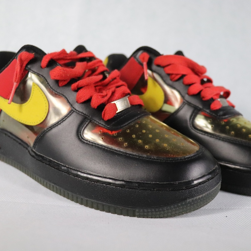 shoes - Picture 2 of 7
